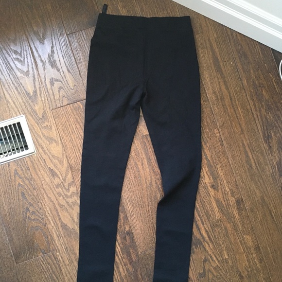 Forever 21 Faux Leather Front Leggings - Picture 4 of 4
